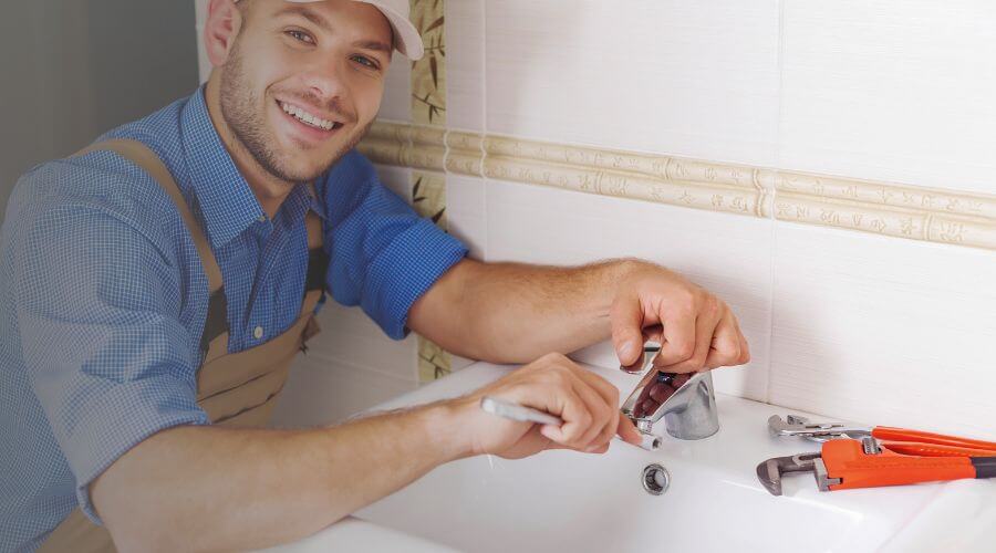 Local tankless water heater installation in Caseyville, IL
